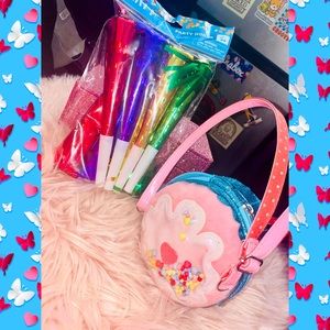 Birthday Girl Cupcake Purse and Party Horn Bundle